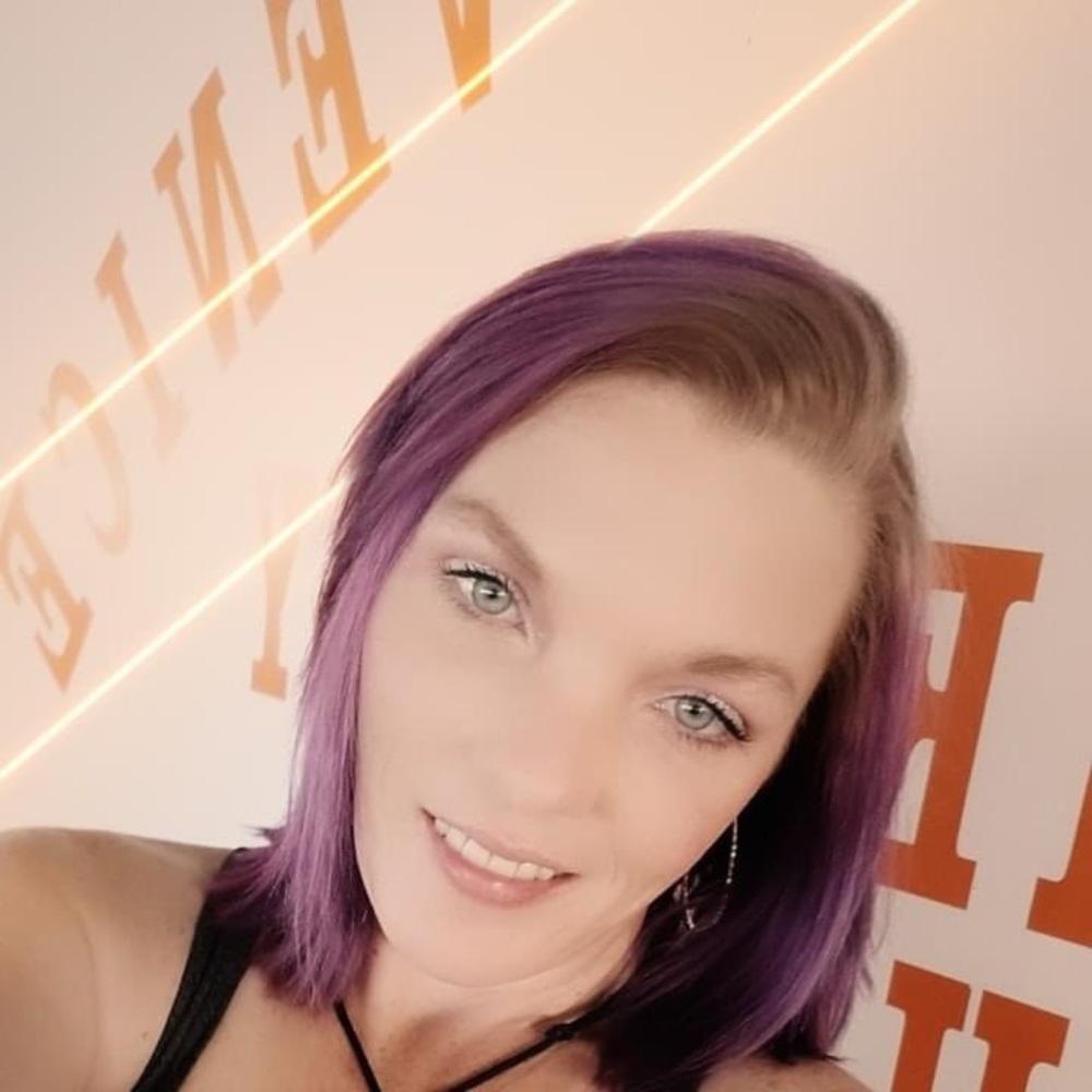 Meet your Posher, Ashley grubbs